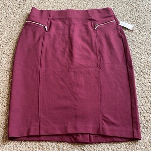Roz & Ali Maroon Pencil Skirt